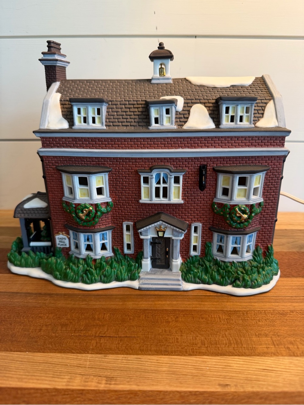 Department 56 Dickens Village Series “Gad’s Hill Place” 1997